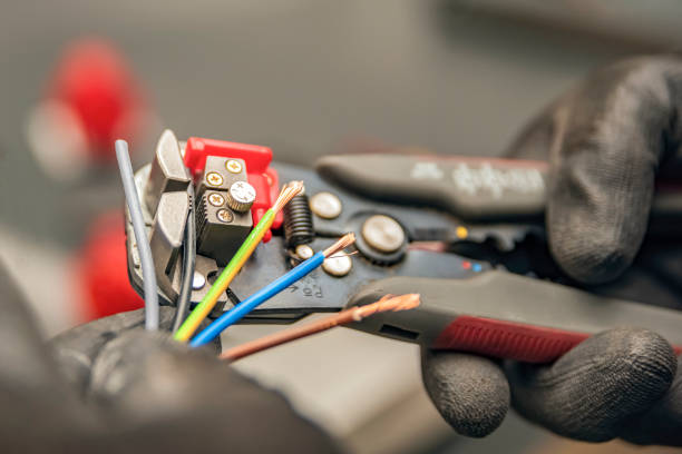 Best Electrical Troubleshooting Services  in Harrisburg, OR