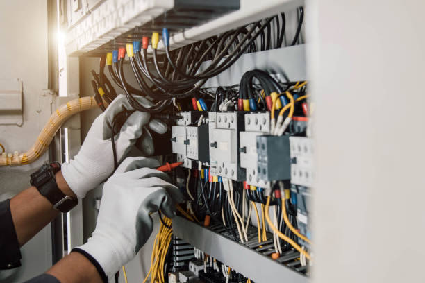 Best Licensed Electrician  in Harrisburg, OR